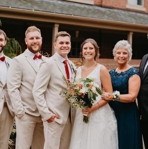 Meet your Posher, Nancy